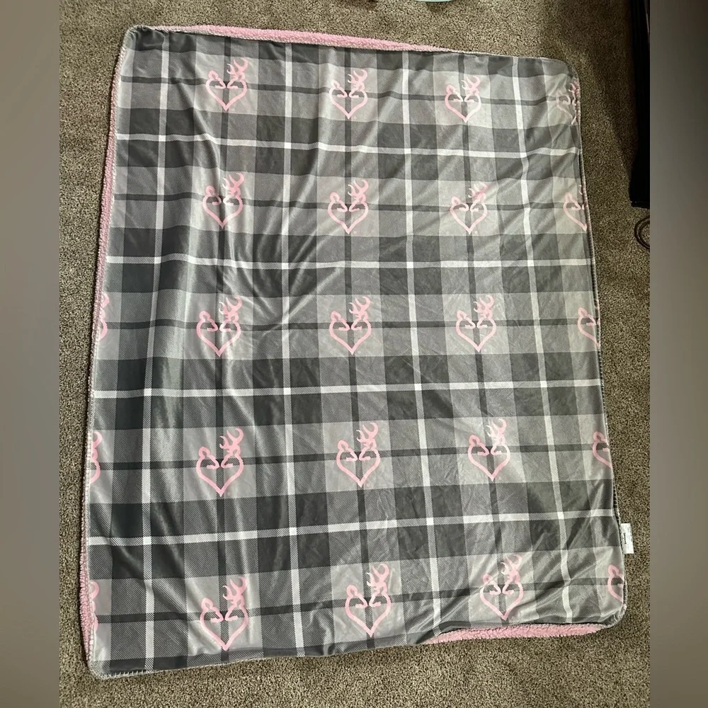 Girls pink and gray browning blanket